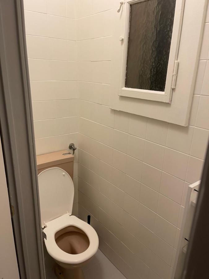 Pensión Qdb Hyper Centre Ginebra